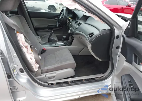 2011 Honda Accord 2.4 Lx-P z USA, uszkodzony, nr VIN 1HGCP2F40BA073396